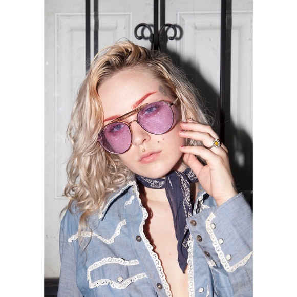 UO Planet i Space Cowboy Sunglasses - Picture 1 of 3